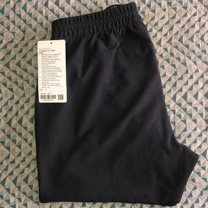 License To Train Pant Lululemon men’s size L